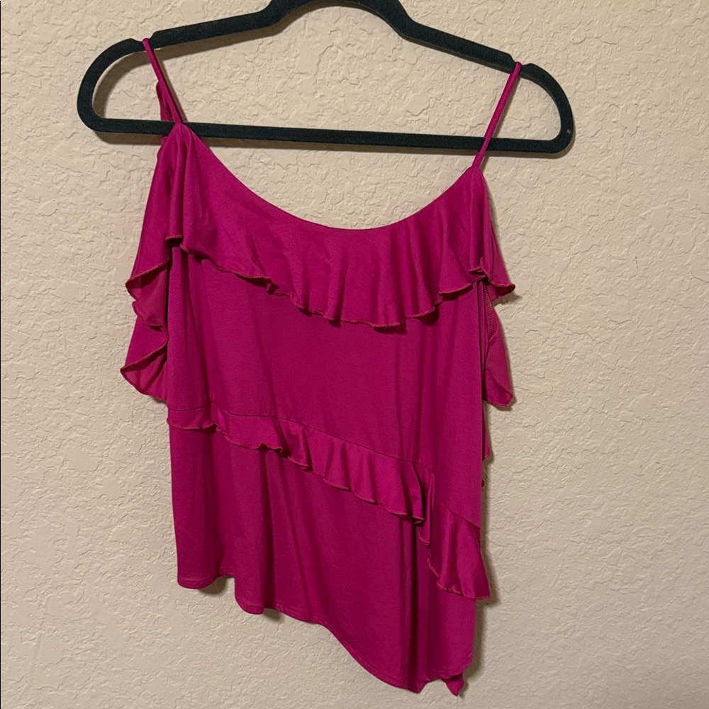 Anthropologie Ruffled One-Shoulder Women’s Top in Magenta size small